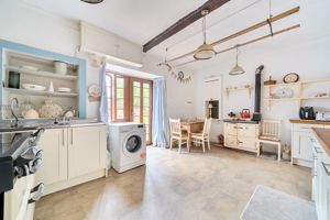 Photo 25- click for photo gallery